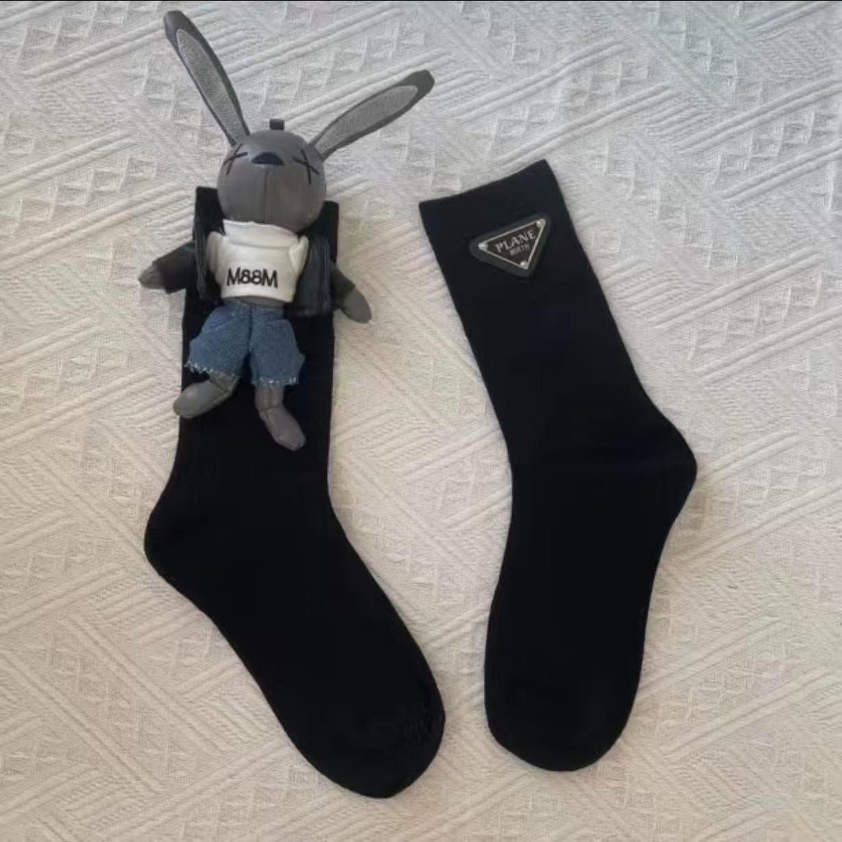 

Носки из телячьей шерсти с объемной куклой, милый кролик, студенческий стиль, осень-зима, корейский стиль, прилив, прохладный хлопок 36-42