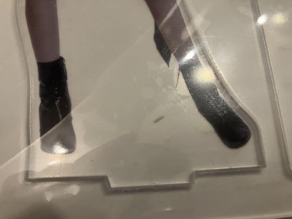 [USED] TWICE WORLD TOUR 2019 Momo Acrylic Stand