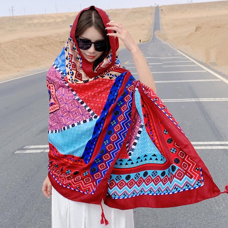 Ethnischer Damenschal: Tibet Reisefotografie, Dünne Baumwolle & Leinen, Sonnenschutz für die Wüste Dunhuang, Seidenschal, Strandtuch