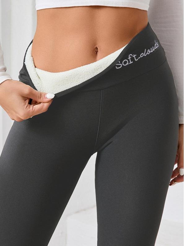 Plus-Size Velvet Lined Warm Leggings - Autumn/Winter Thickened Lambskin