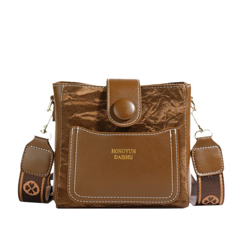 2025 women's bag popular bag new trend fashion portable shoulder bag retro bucket messenger bag ins