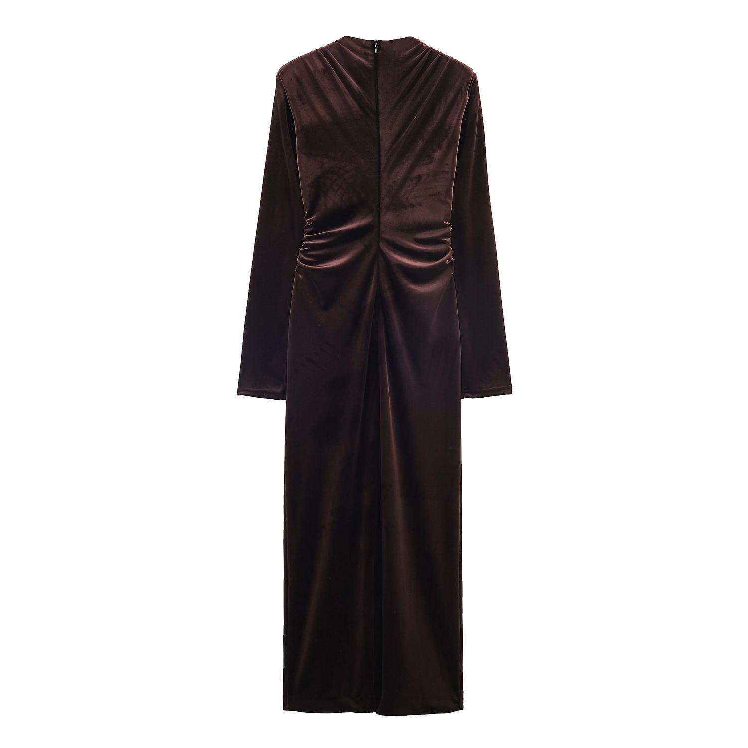 

Winter 2025 Women s Elegant European & American Style Velvet Pleated Dress Medium