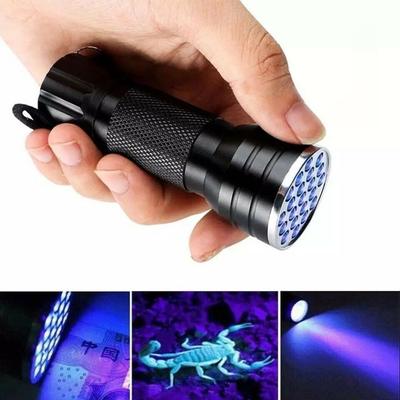 Lanterna UV Ultravioleta de 21 LEDs Luz Negra 395NM Mini Lanterna para Manchas de Urina de Animais de Estimação Portátil Banco de Notas T