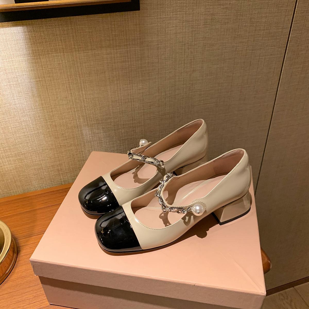 

Grape mother same style round head color matching one-word buckle pearl chain French high-heeled Mary Jane single shoes women 40