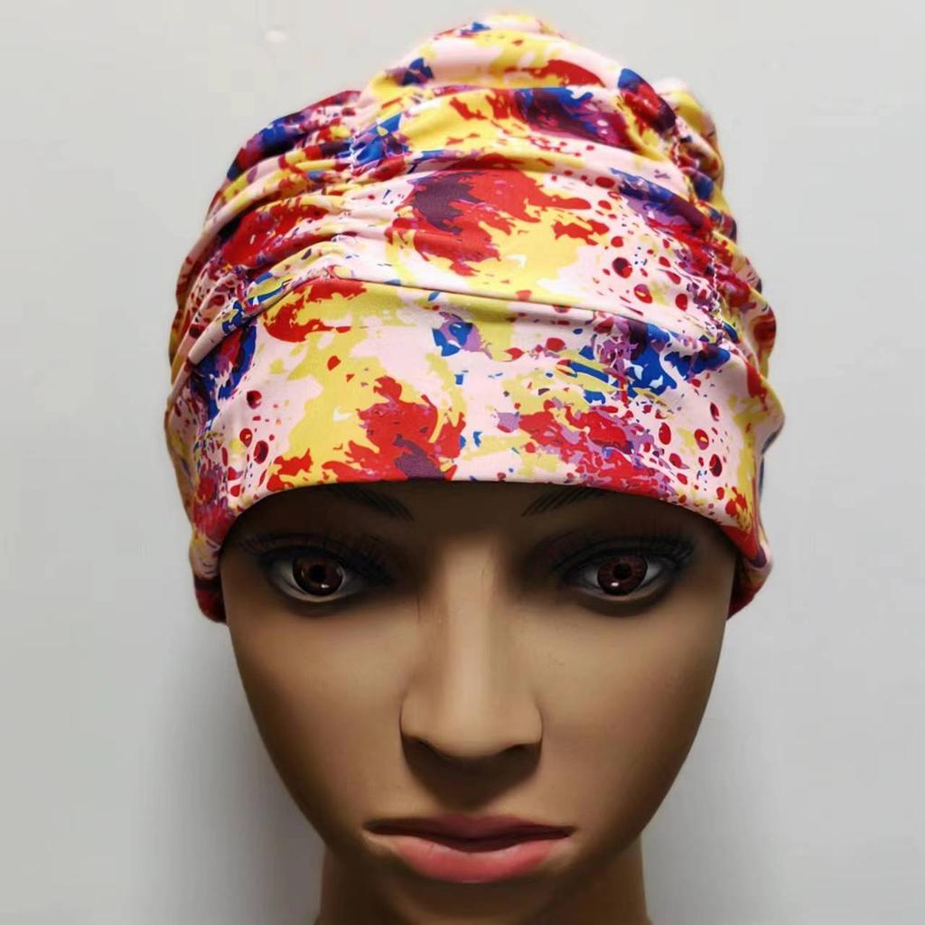 Damen Bunte Bedruckte Bandana Schwimmkappe Wasserdichtes Elastisches Material Langhaarfreundlich Schwimmen am Meer Strandzubehör