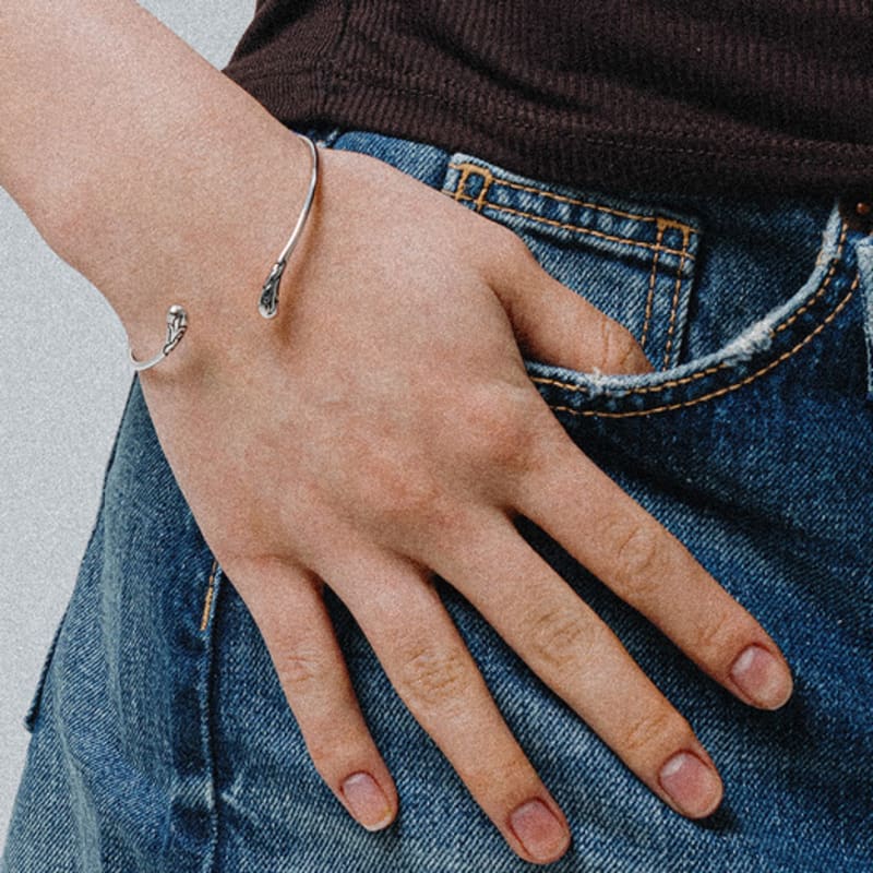 

SCALETTO WS009 Curved Bangle Bracelet Silver