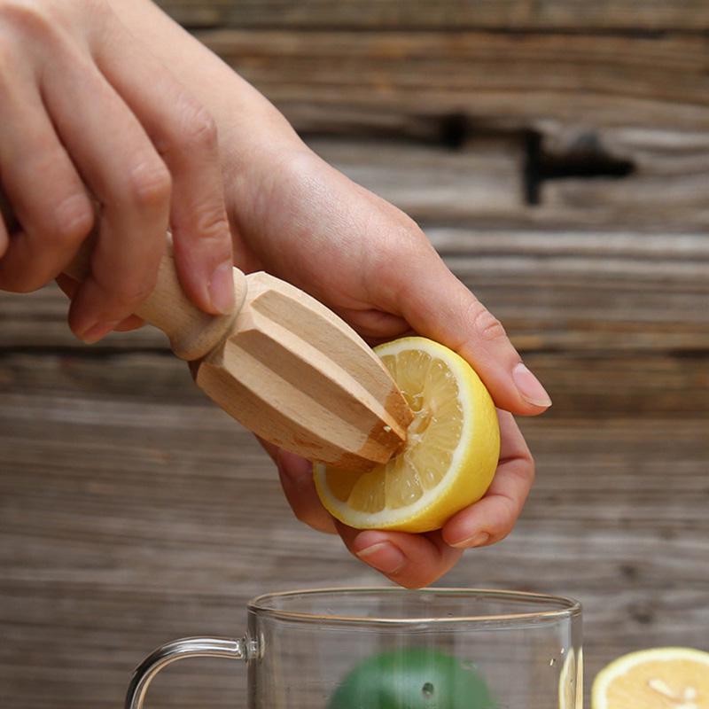 Wooden Lemon Squeezer Hand Press Juicer Fruit Orange Citrus Extractor Reamers