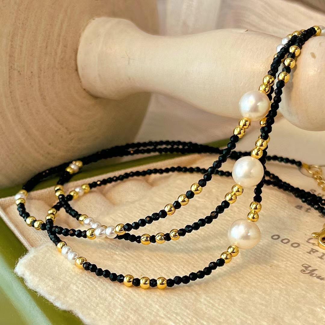 

Vintage Natural Freshwater Baroque Pearl Pendant Temperament Simple Artificial Spinel Collarbone Chain Necklace