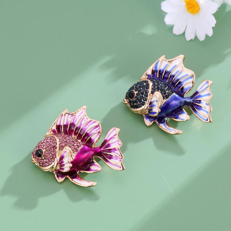 Trendy Rhinestone Fish Brooches For Women Unisex Animal Pins Casual Party Jewelry Accessories Gifts Clothing Decoration