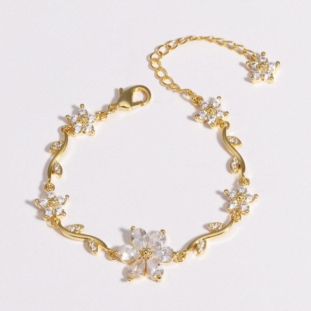 2026 New Korean Light Luxury Trendy Diamond-Inlaid Five-Petal Flower Branch Leaf Women's Bracelet Creative Versatile Flower