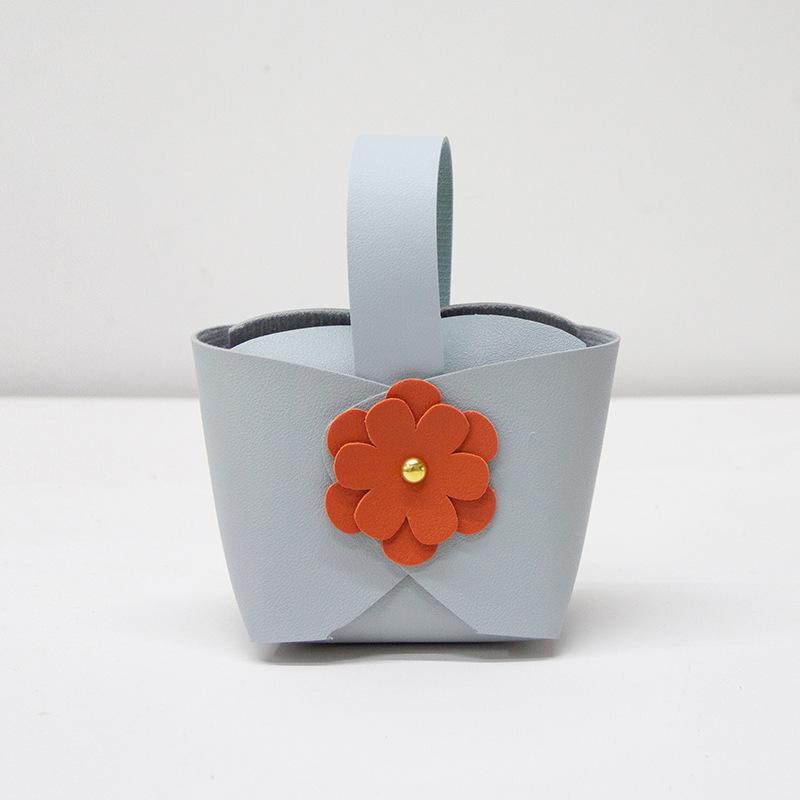 European INS Style Leather Wedding Candy Handbag - High-End Engagement Gift Bag 9*6*16 cm