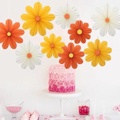 Decoração de casa – Flores e coroas artificiais