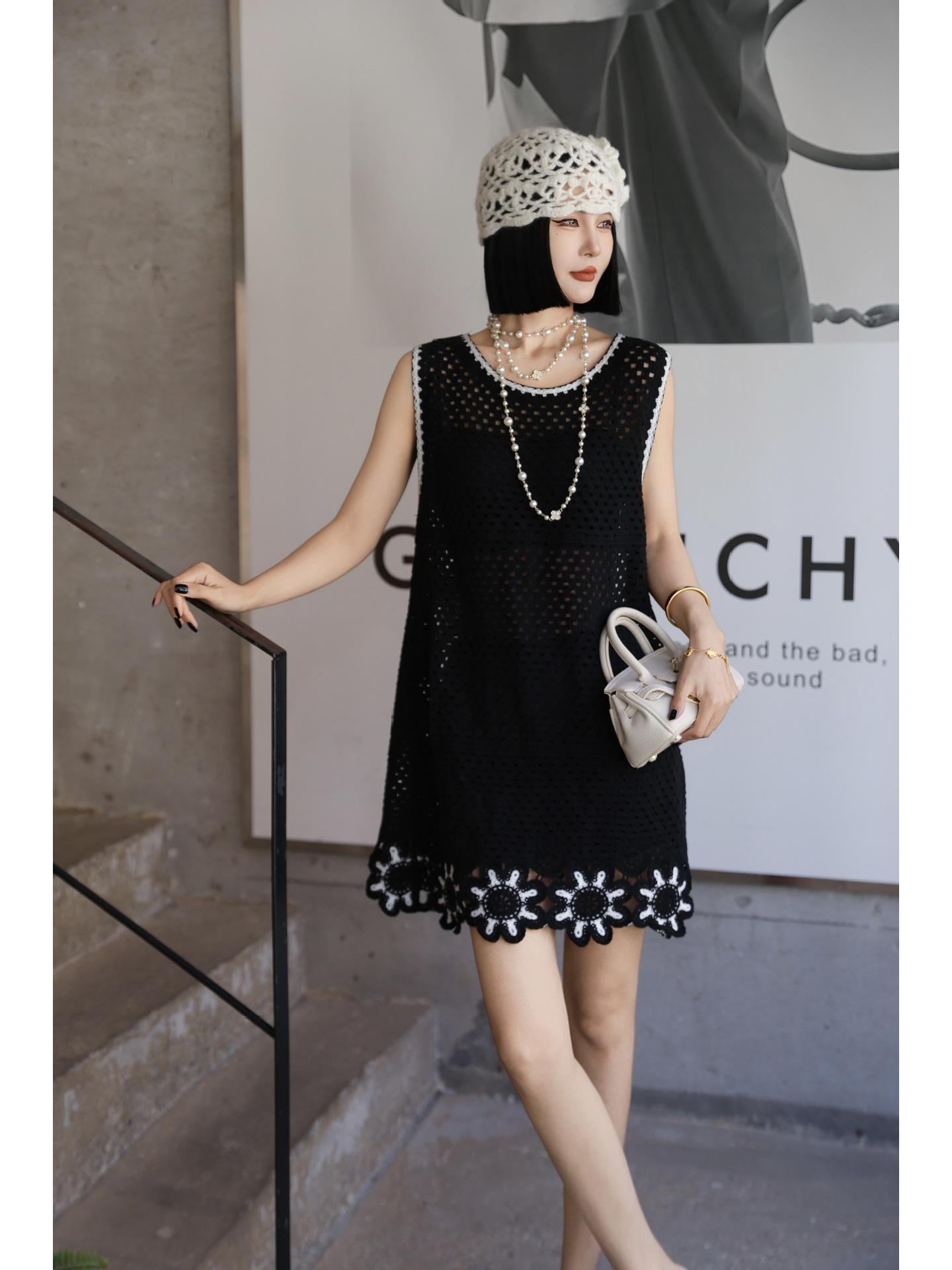 

Classic Sleeveless Lace Midi Dress - Elegant & Versatile Black Crochet Hollow Design for Women One Size чёрный