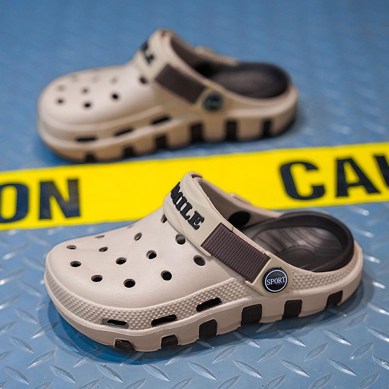 Children's Slippers Wear Boys and Girls Non-slip Bag Head Two Wear Beach Sandals Children Cute Thick-soled Hole Shoes Men