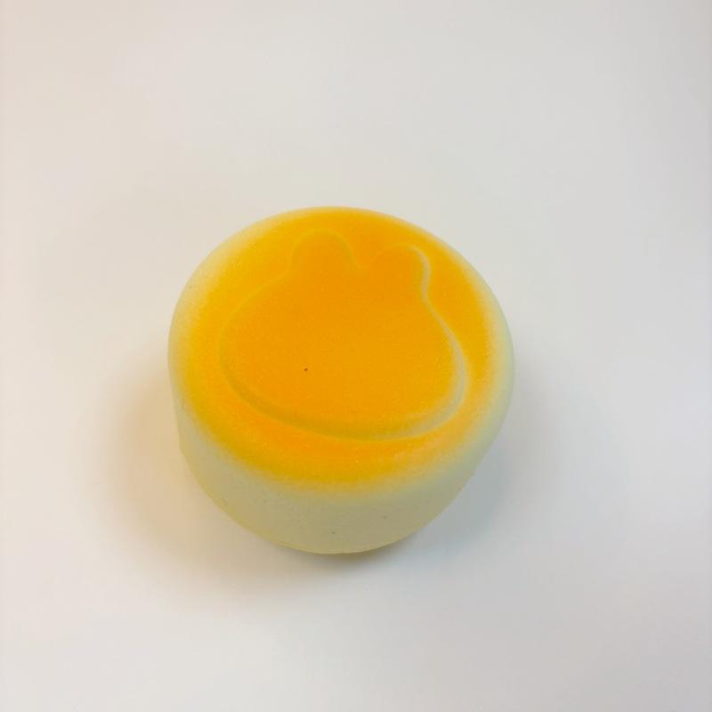 Xiaohongshu Inspired Durian Squeeze Toy - Slow Rebound, Super Soft, and Moist Turtle Bread Decompression Toy