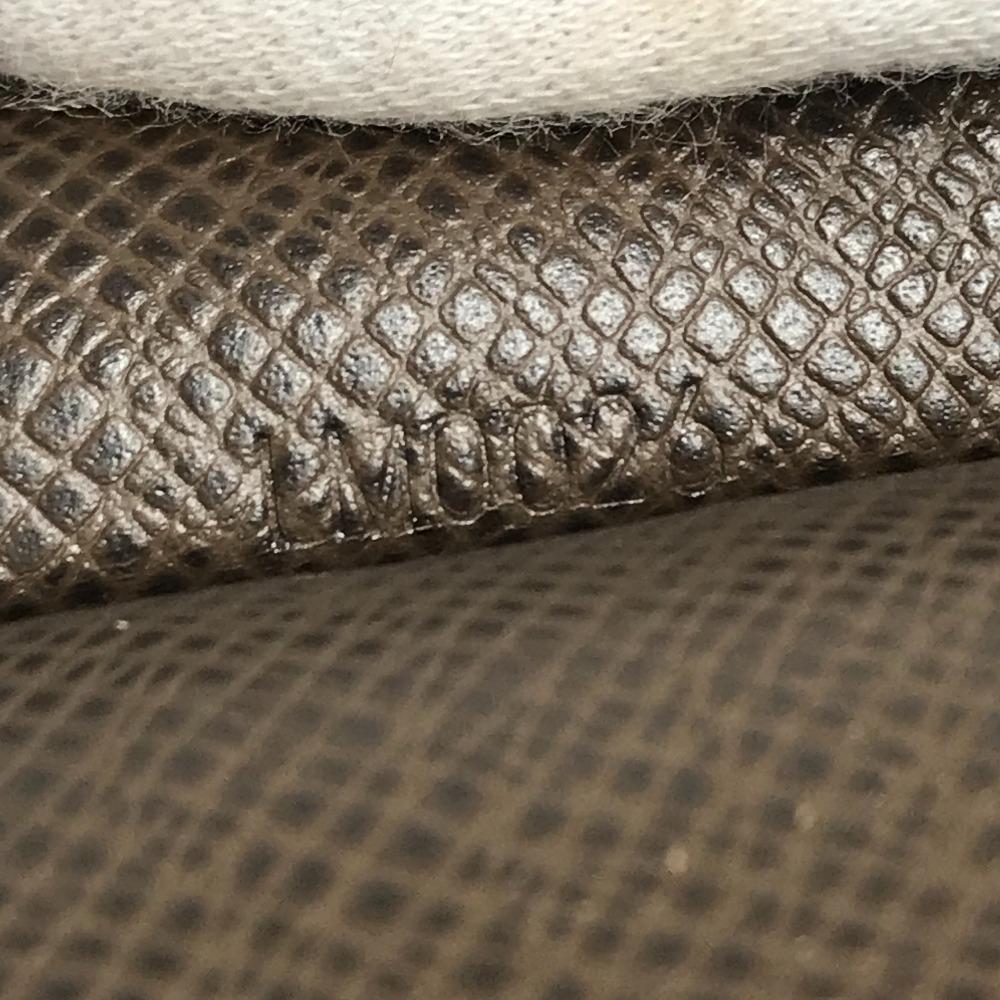 Louis Vuitton M32498 Taiga Trousse Ivan Bag Pouch with handle Clutch Bag