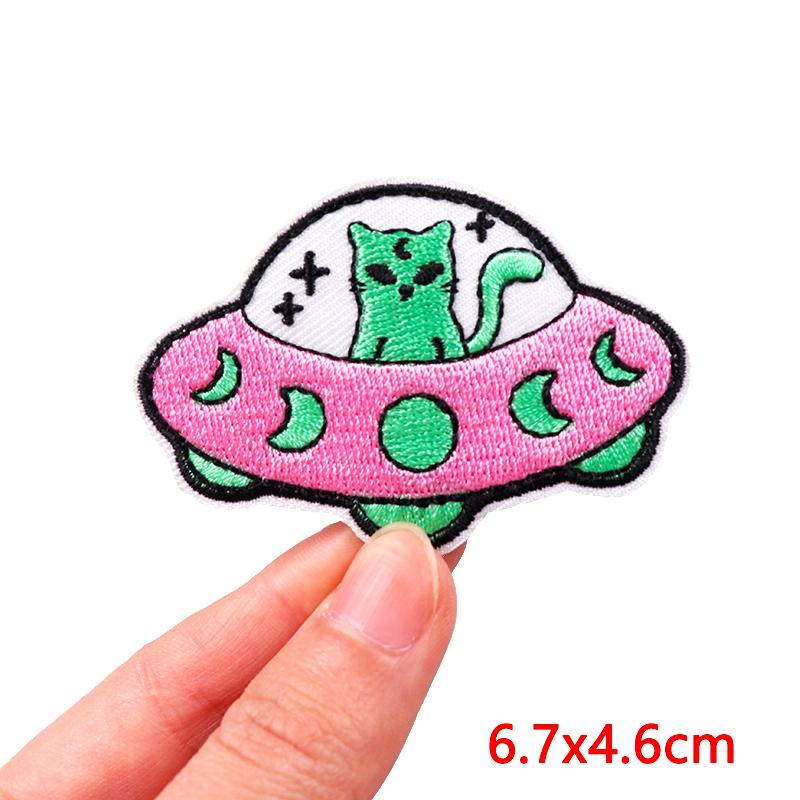 NEW Cartoon Animal Embroidered Patches Goose Frog Cat Patch Iron On Patches For Clothing Hats Jackets Backpack Embroidery Badges