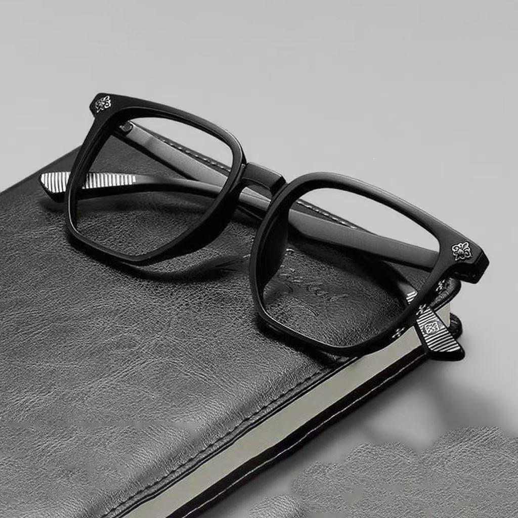New Croix retro ultra-light anti-blue glasses frame, Hong Kong style men's and women's literary and artistic can be matched with myopia glasses frame