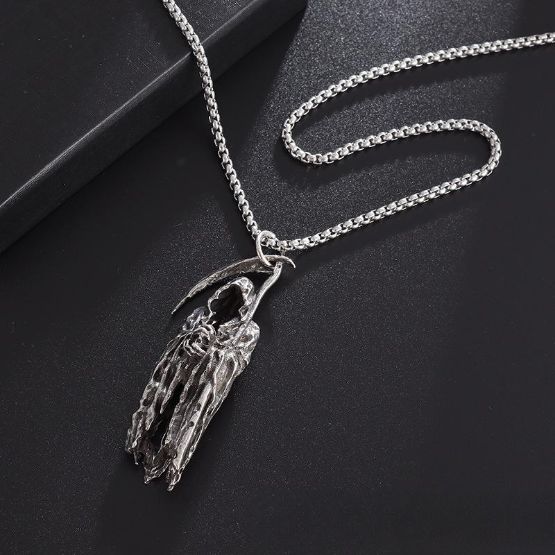 Death Skull Necklace Bouncing Trend Brand European and American Sweater Chain Accessories Domineering Versatile Men's and Women's Pendants