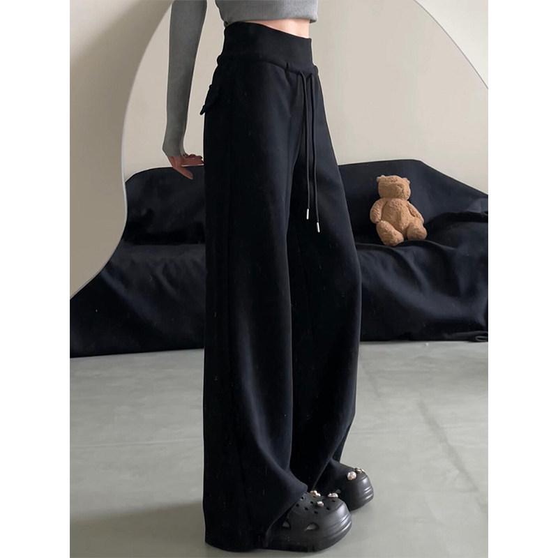 American Style Women's High-Waist Micro Flare Sweatpants: Slimming, Stylish Spring 2026 Edition with Drawstring and Flattering Draping.