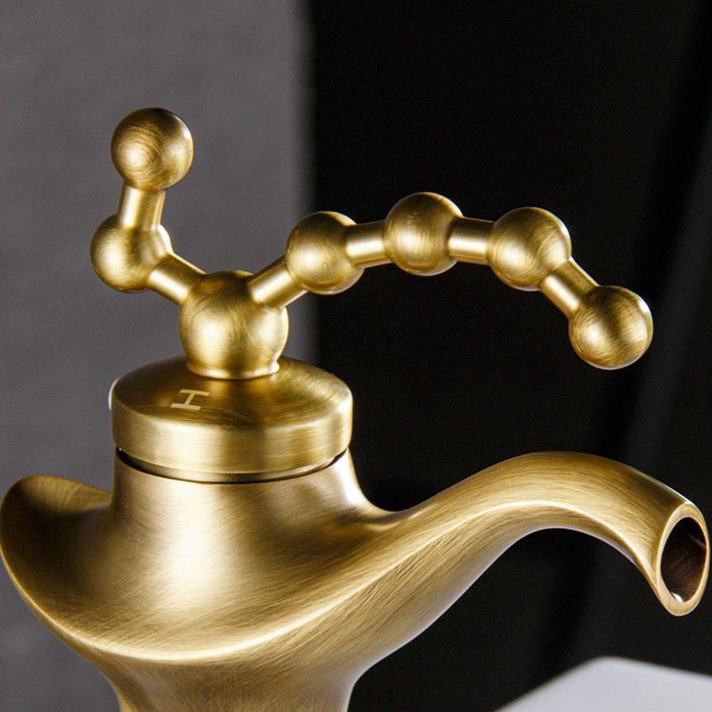 Retro Table BasinFaucet Brass Gun Gray Hot and Cold Mixed Faucet Deck-mounted Sink Tap Creative Single Handle Single Hole Tap