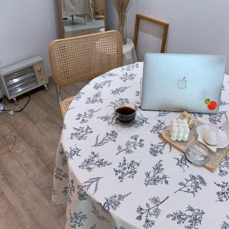 

Linen Wildflower Waterproof Tablecloth 4-Person M white