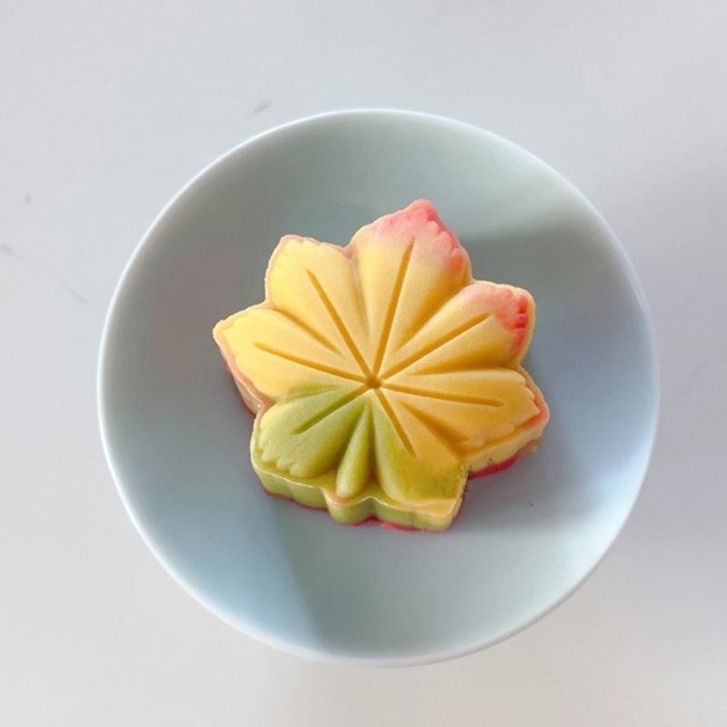 Maple Leaf Shape Desserts Mold Durable Chinese Pastry Mold Practical Hand Press Mould Versatile Pastries Baking Tool