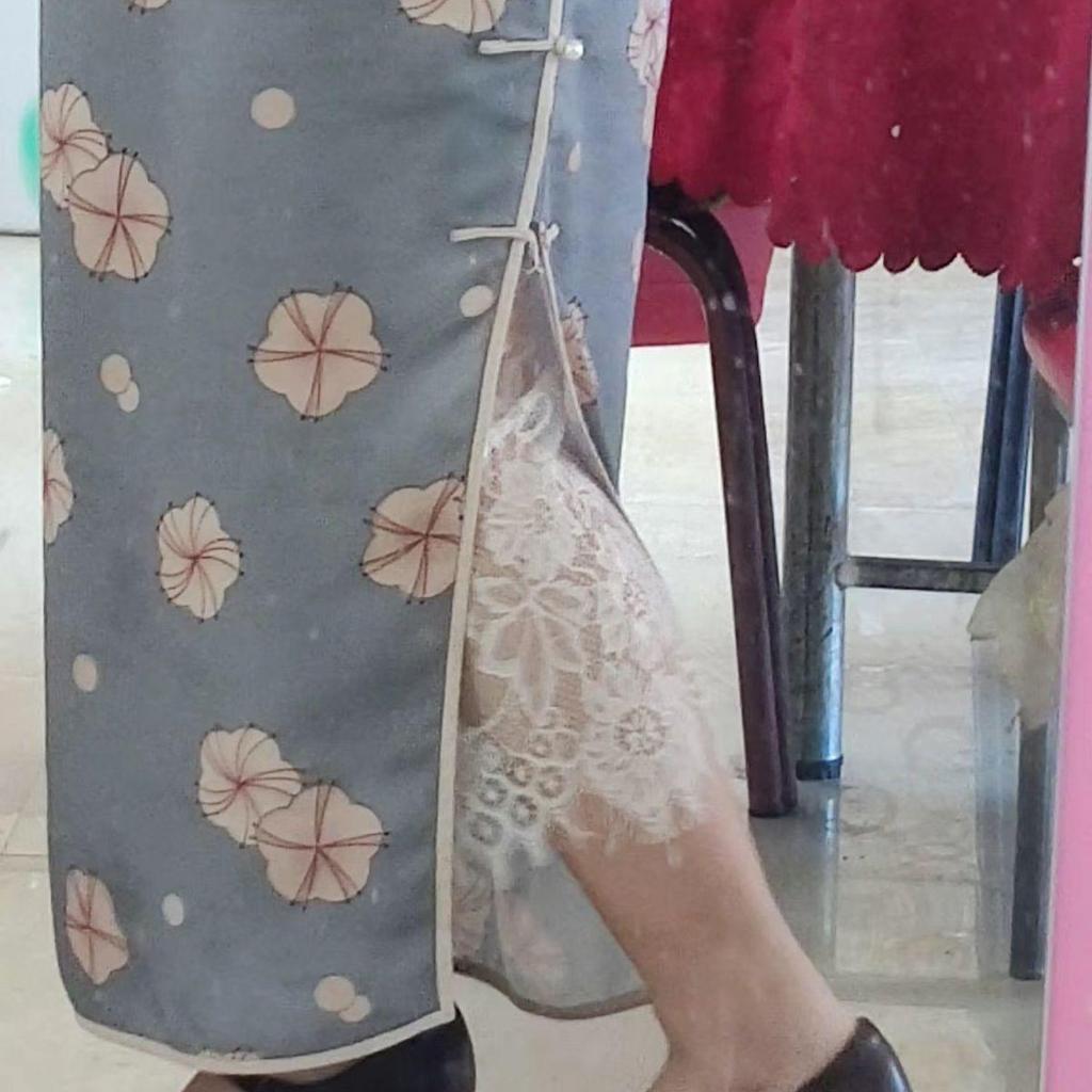 Women's Winter Velvet Lace Qipao Hanfu Pants: Breathable, Anti-Exposure Base Layer Pajamas