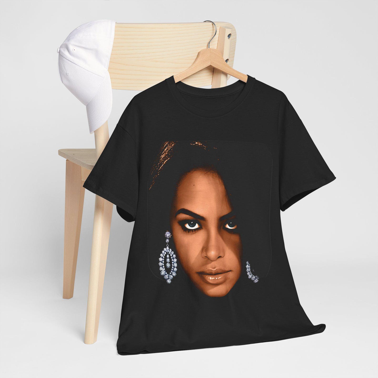 Classic Aaliyah Unisex T-Shirt, Aaliyah Minimal Black & White Shirt, Aaliyah Shirt, Music RnB Singer Rapper Shirt, Gift For Fan S
