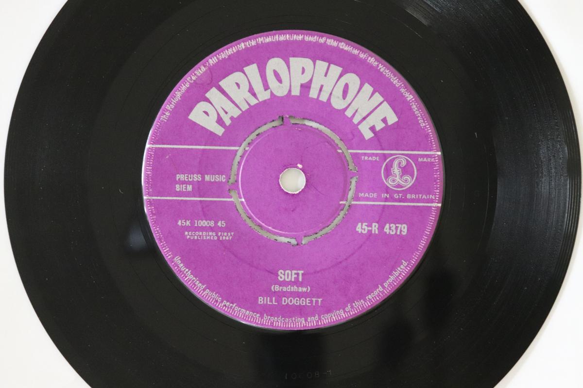 

7inch Record BILL DOGGETT - Soft / Hot Ginger 45R4379 Parlophone 1957 UK Jazz Used