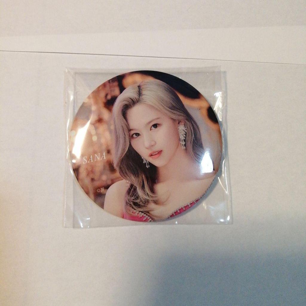 [USED] TWICE doughnut can badge Sana
