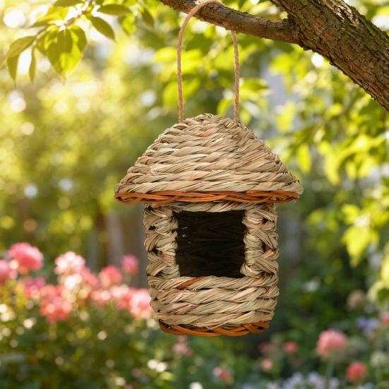 jijijing Grass Woven Bird House, Outdoor Rustic Birdhouse, Hanging Hummingbird Hut, Garden Roosting Pocket for Wrens Sparrows Finches Hummingbirds