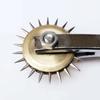 1PCTracing Wheel Sewing Tool, Needle Point Tracing Wheel, Random Color Tracing Wheel Sewing Tool, Stitching Wheel for Leathercra
