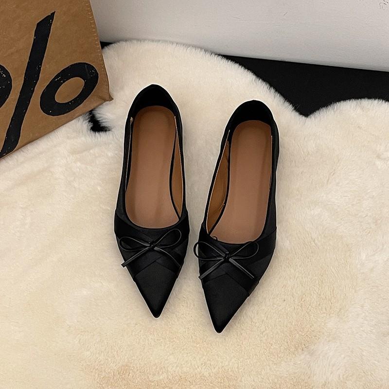 Beautiful French Bow Pointed Single Shoes Women's Autumn 2025 New Models Are Not Tired of Commuting Shallow Mouth Women's Single Shoes