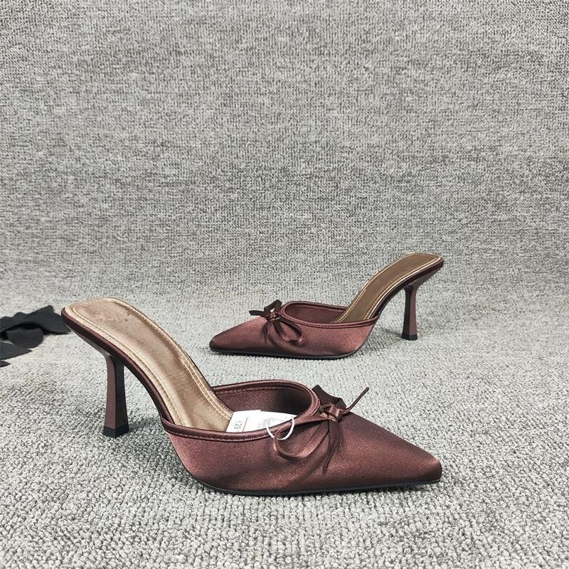 Mode Damenmode Baotou Sandalen Frühling Neu Spitzkopf Flacher Mund Schmetterlingsknoten Rutschfest Verschleißfest Hohe Absätze