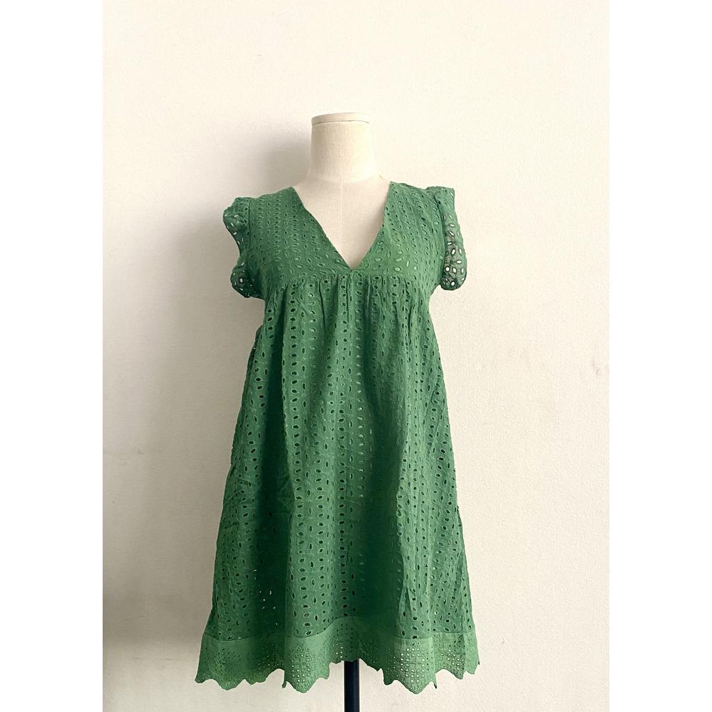 Summer Women's Temperament, Casual and Sexy Commuting Solid Color Lace Jacquard Hollow V-neck Dress