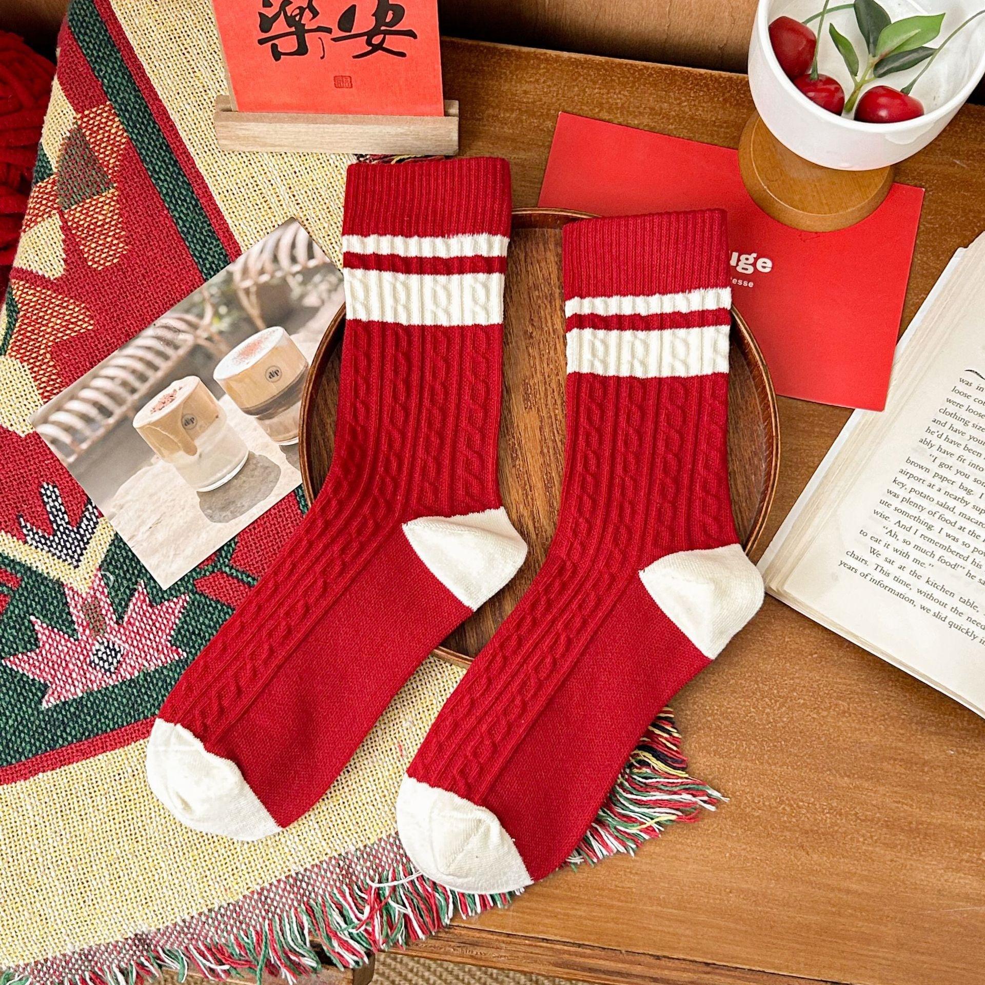 Explosive Comfortable Red Socks Good Luck, Red Socks Cashmere, Sweet Fortune, Festive Dark Pattern New Year S Cloth Label