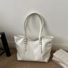 Fashionable Commuter Lady's Shoulder Bag for Going To Work on The Go Tote Bag