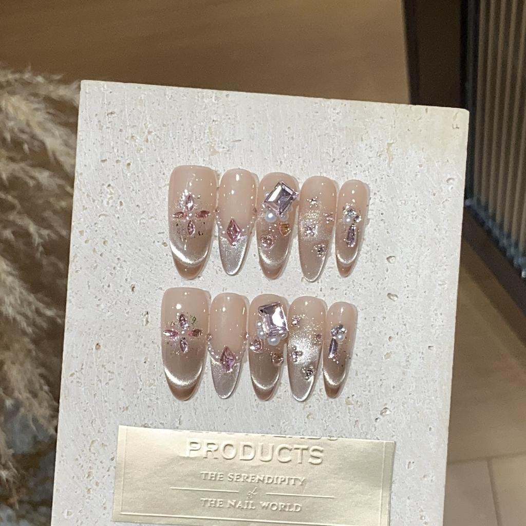 Handmade Nude Color Gradient French Cat Eye Pink Broken Diamond Pile Diamond Small Flower Moonlight Messenger Patch