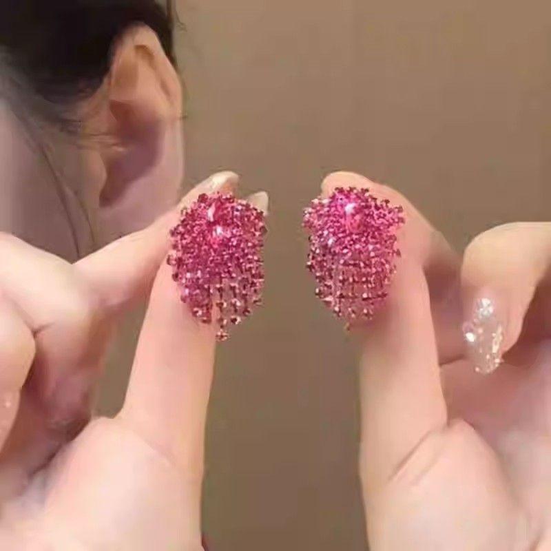 

Мода Мода Пурпурно-красные Блестящие Бриллиантовые Серьги-кисточки для Женщин Причудливые Легкие Роскошные Темпераментные Стразы Ювелирные Изделия для Ушей A0298 fuchsia Heart stud earrings