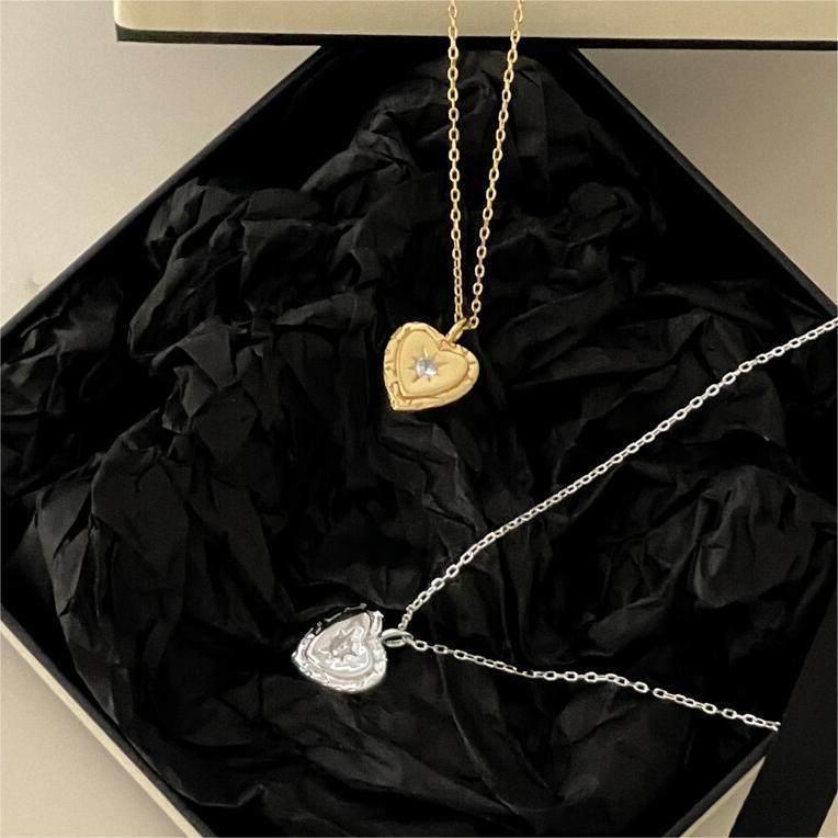 INS Korean Style Thick Silver Heart Necklace - Simple European & American Design, New 2026