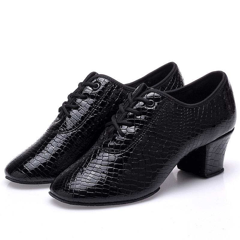 

XIHAHA Женская обувь для джазовых танцев, латиноамериканских танцев, сальсы, бальных танцев, с каменным узором, натуральная кожа, женская обувь для практики, женские кроссовки 38