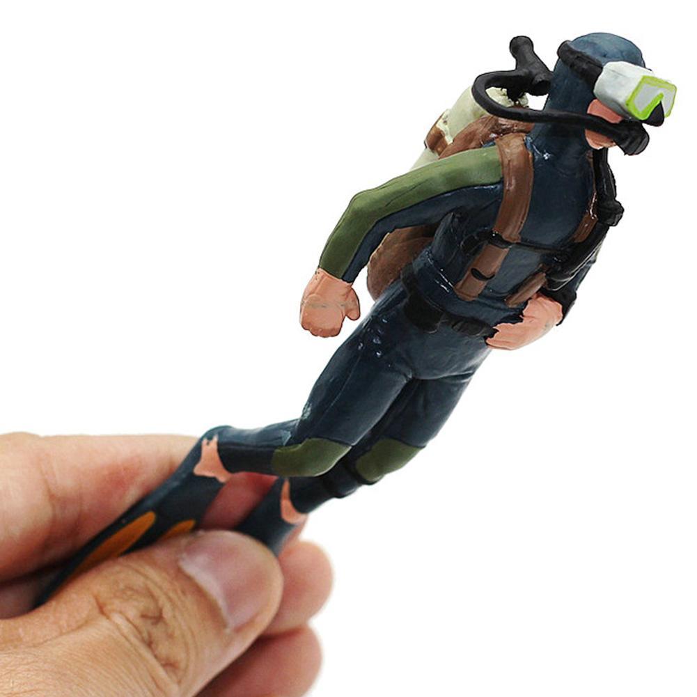 Plastic Seabed Exploration Diver Doll Scene Decoration Toys Oceans Diver Miniature Action Toys Scene Model Figures J5H8