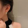 Pearl oval stud earrings Korean temperament simple pearl earrings ins light luxury earrings earrings women