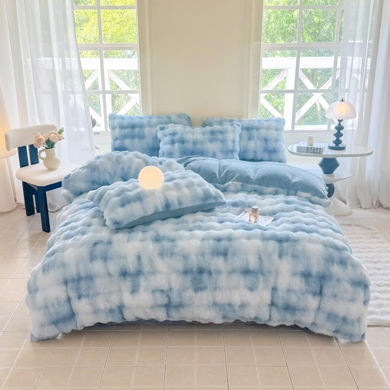 Winter Rabbit Fur & Milk Velvet Four-Piece Bedding Set with Fleece Duvet Cover - High GSM, Perfect for Dormitory.