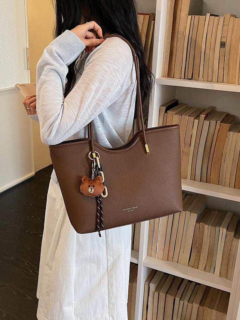 2026 Summer Fashion Trend Large Simple Texture Tote Bag with High Capacity