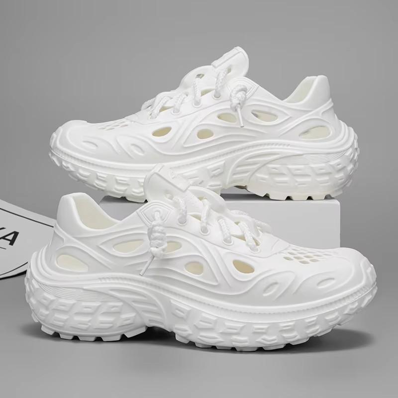 New Breathable Garden Shoes for Women Summer Couple Sandals Non-slip Thick Bottom Men's Sandals Outdoor Baotou Beach Men's Shoes