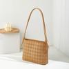 Niche design new women's bag fashion diamond embossed bucket bag trendy small square bag women's shoulder messenger bag