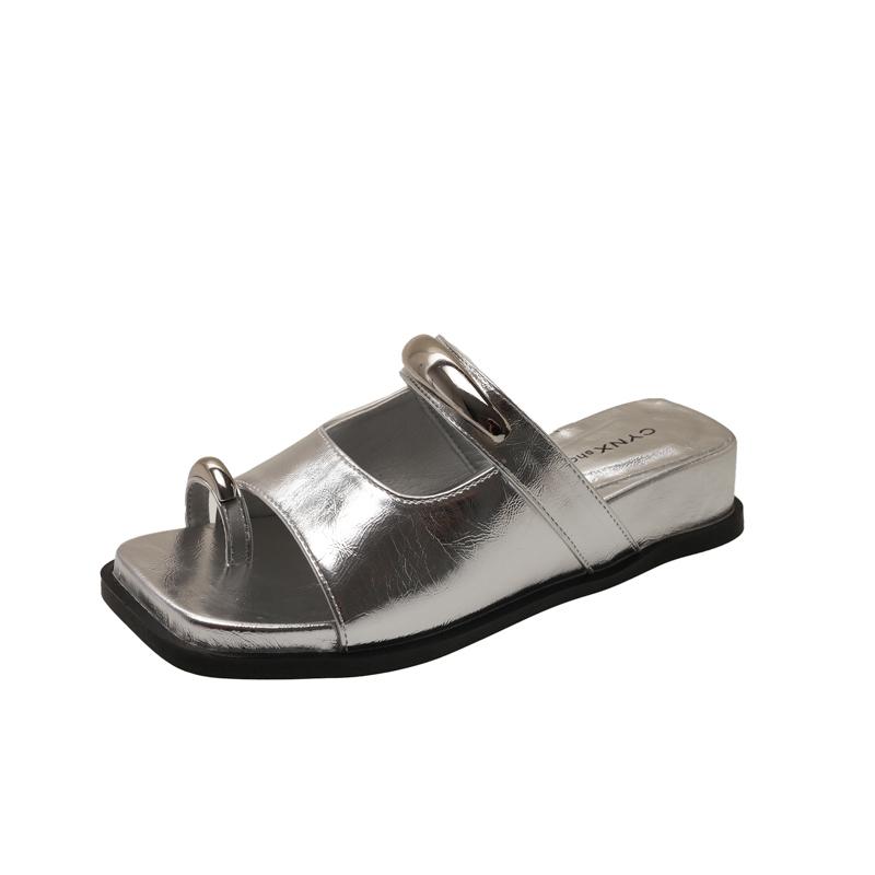 

Fashion Toe Clip Wedge-shaped Women s Slippers Flat-soled Fashion Sandals Summer 2025 New Trend Casual Design Slide Women s Shoes 40 серебряный