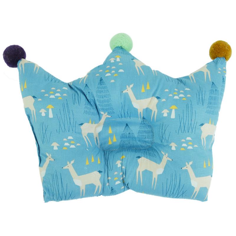 100% Cotton Baby Pillow Fashion Crown Shape Baby Pillow Baby Sleep Correcting Pillow Fashion Cartoon Pillow
